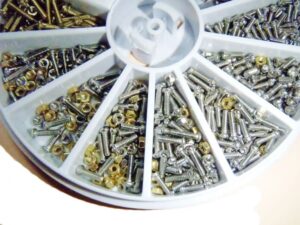 screws-for-lumia